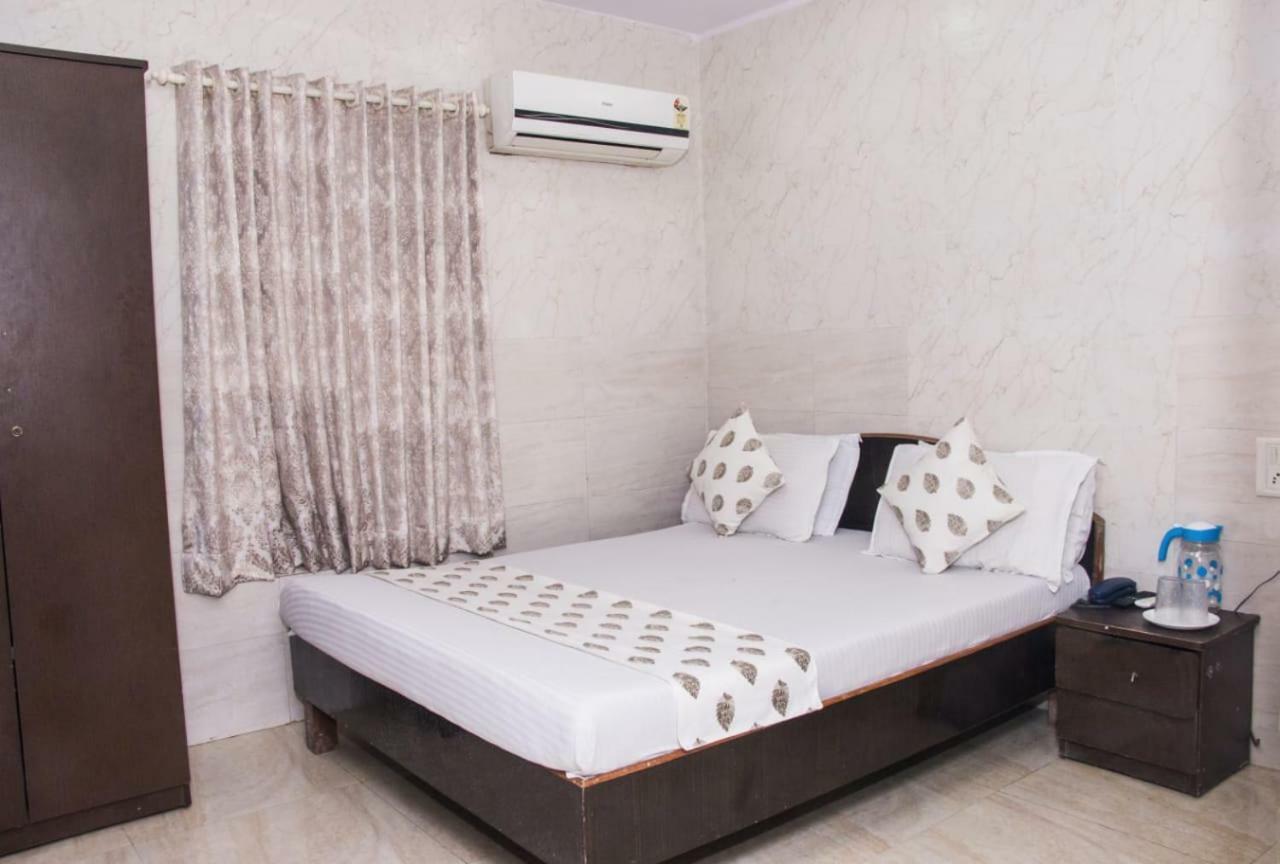 מומביי Hotel Star Suite מראה חיצוני תמונה